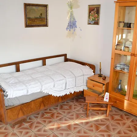 Honza Holiday home Oslov