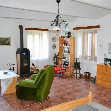 Honza Holiday home Oslov